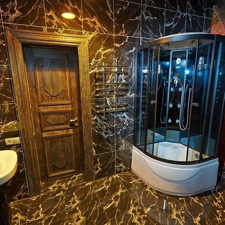 Charivna Taistra Bed and Breakfast Brovary Εξωτερικό φωτογραφία