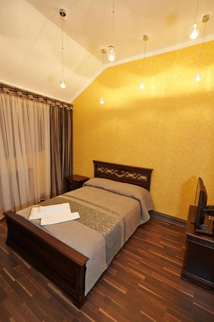 Charivna Taistra Bed and Breakfast Brovary Εξωτερικό φωτογραφία