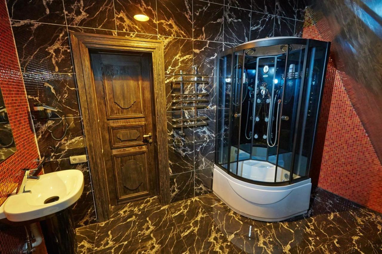 Charivna Taistra Bed and Breakfast Brovary Εξωτερικό φωτογραφία