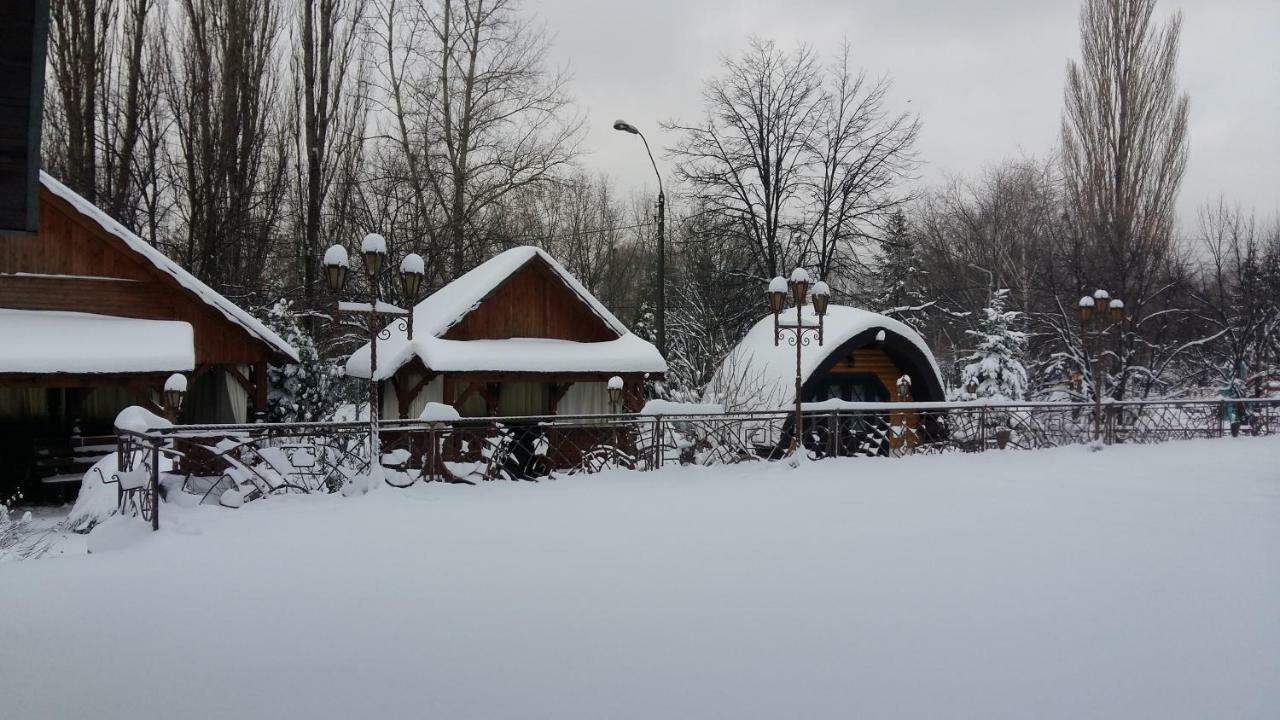 Charivna Taistra Bed and Breakfast Brovary Εξωτερικό φωτογραφία